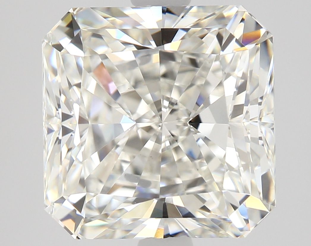 3.30 ct Square Radiant diamond