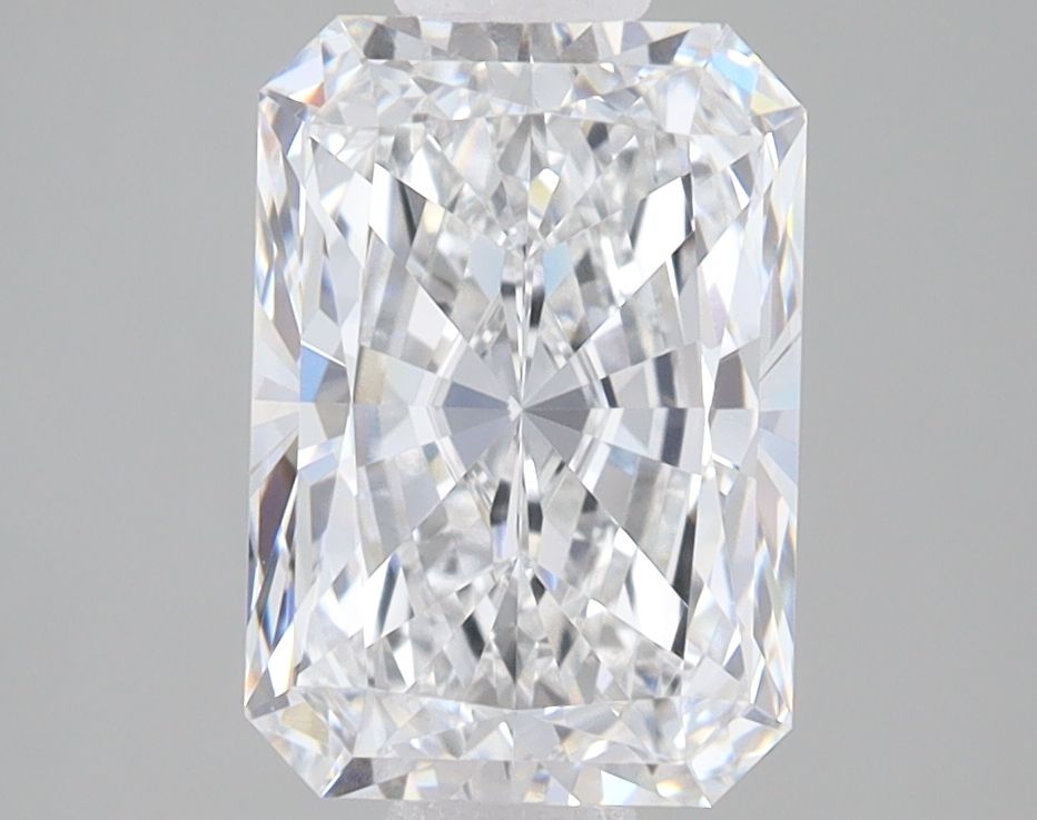2.59 ct. radiant Lab Grown Diamond front image