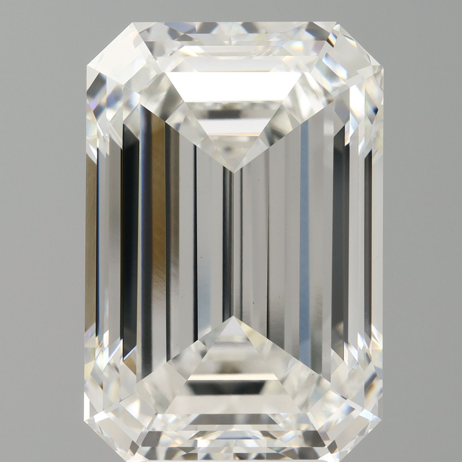 7.59 ct. emerald Lab Grown Diamond front image