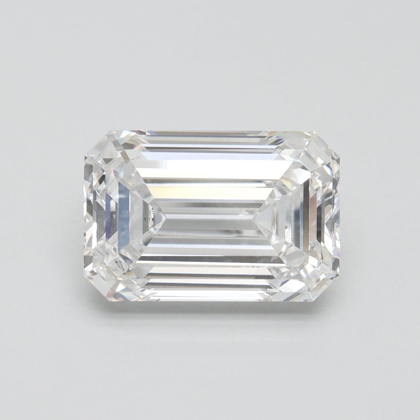 4.53 ct. emerald Lab Grown Diamond front image
