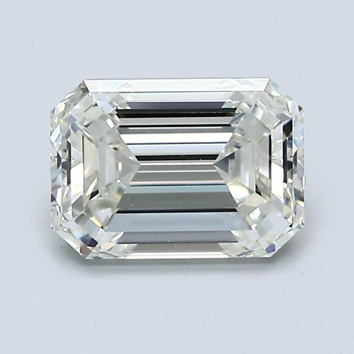 1.30 ct Emerald diamond