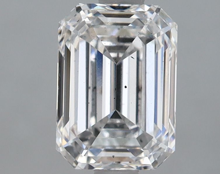 1.65 ct. emerald Lab Grown Diamond front image