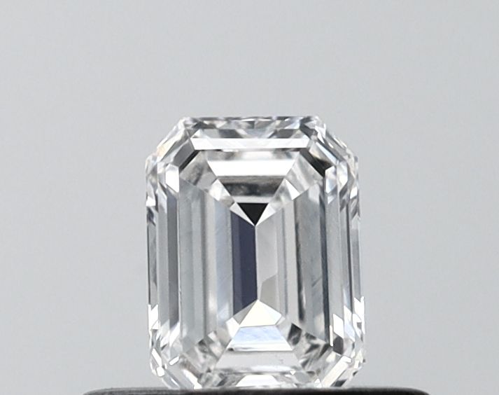 0.34 ct lab-grown Emerald Diamond