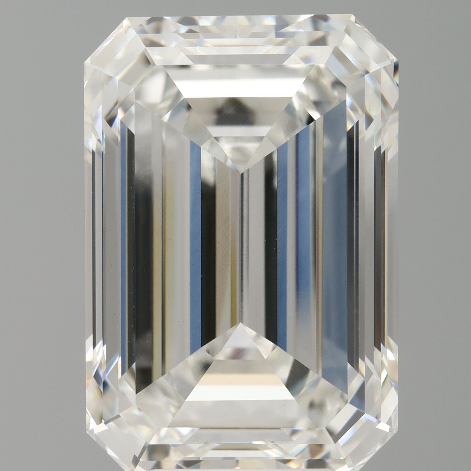 7.57 ct. emerald Lab Grown Diamond front image