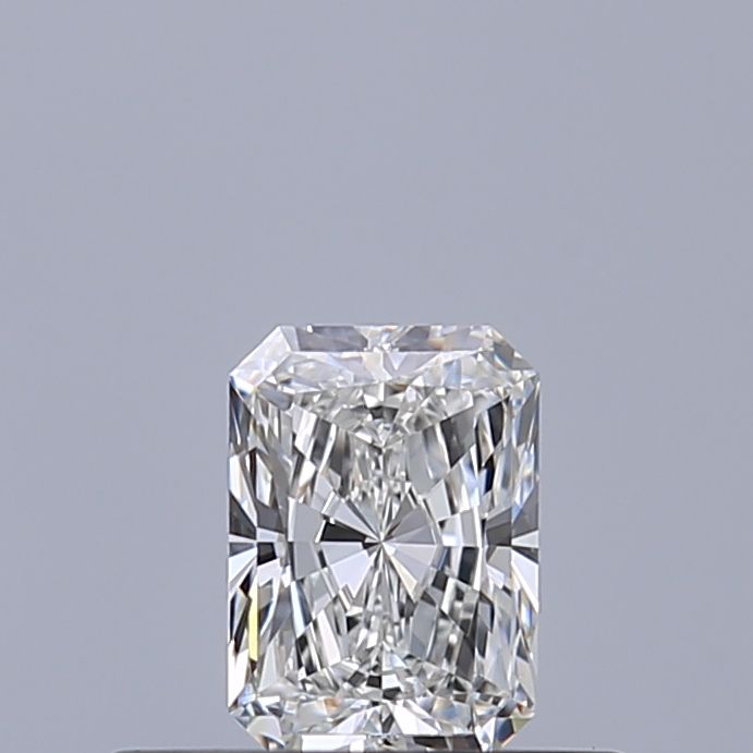 0.33 ct Radiant diamond