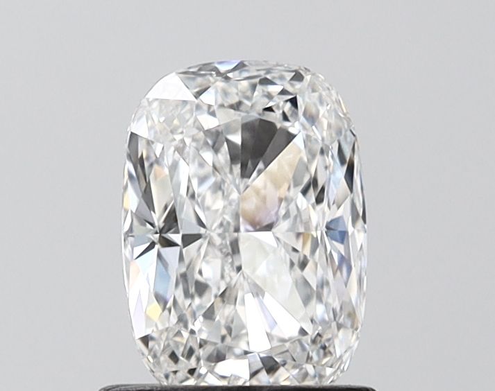 1.07 ct lab-grown Cushion modified Diamond