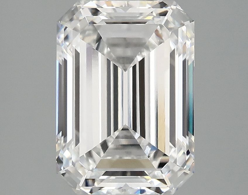 3.05 ct. emerald Lab Grown Diamond front image