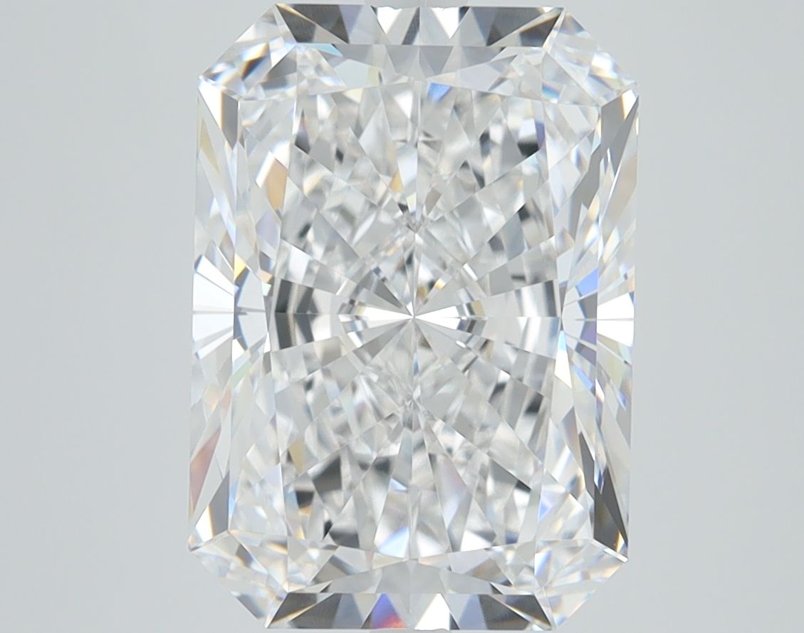 2.53 ct. radiant Lab Grown Diamond front image