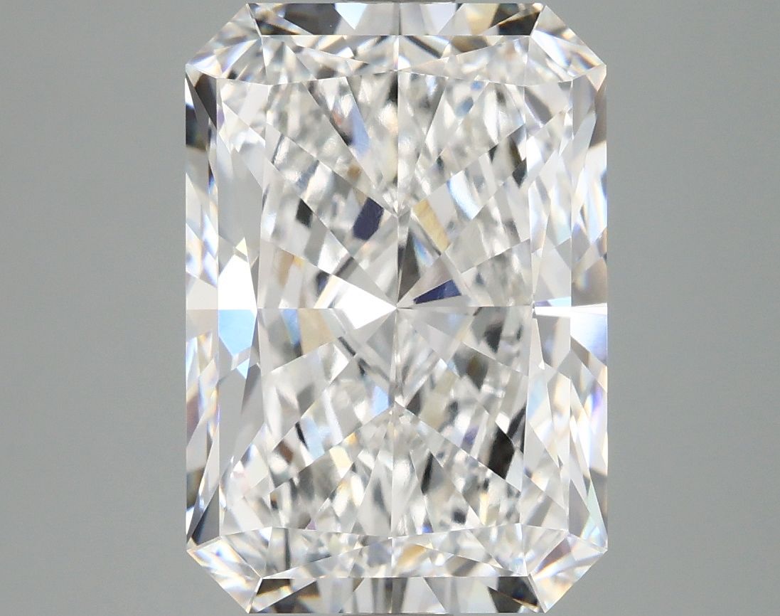 5.52 ct. radiant Lab Grown Diamond front image
