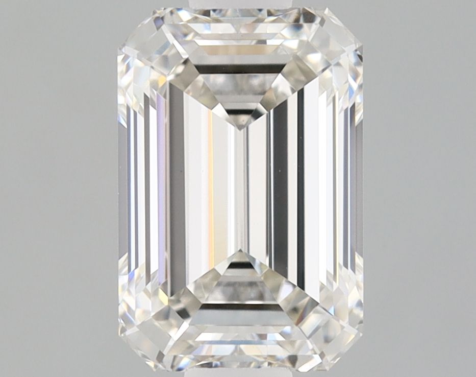 1.10 ct. emerald Lab Grown Diamond front image