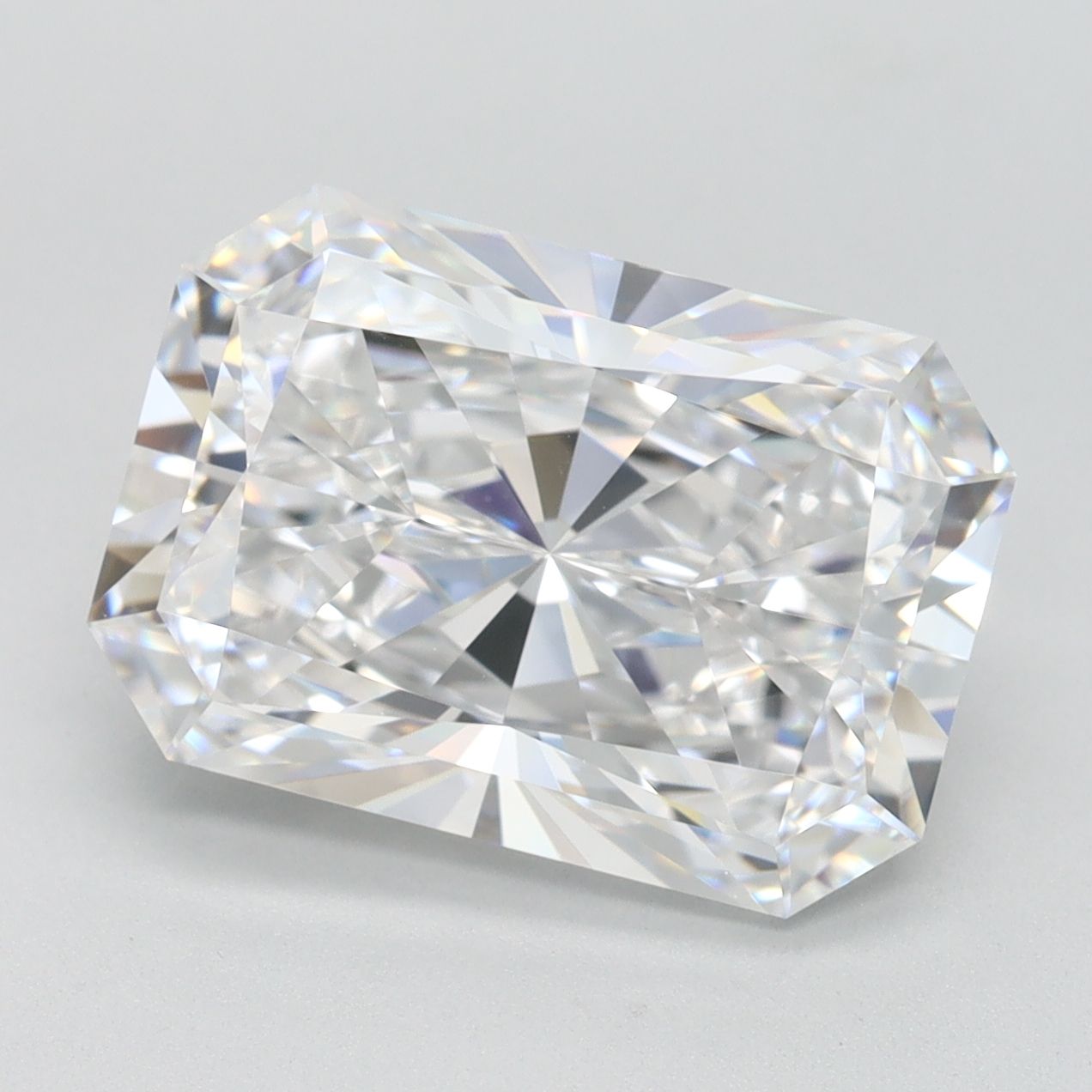4.60 ct. radiant Lab Grown Diamond front image