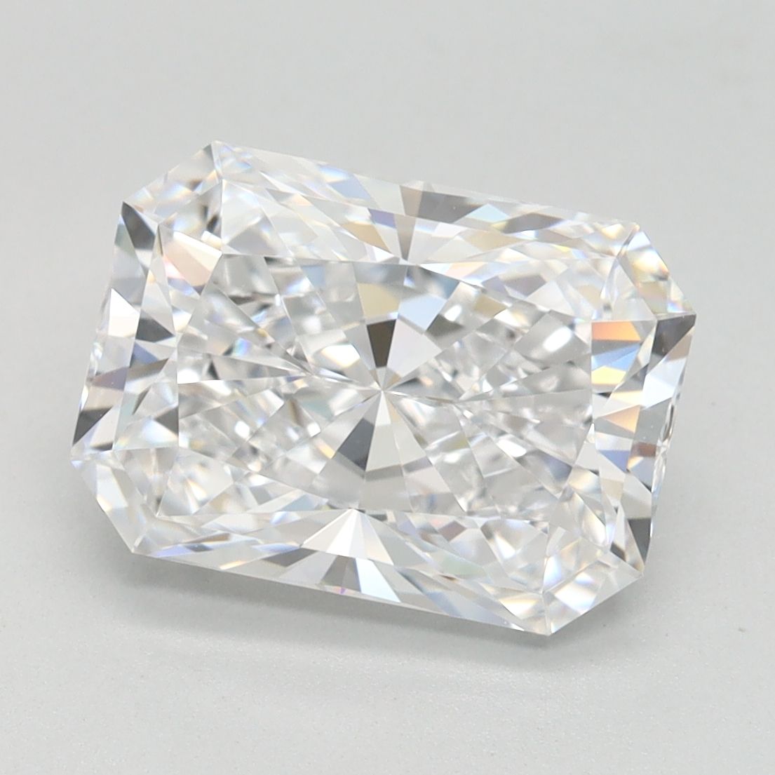 2.87 ct. radiant Lab Grown Diamond front image