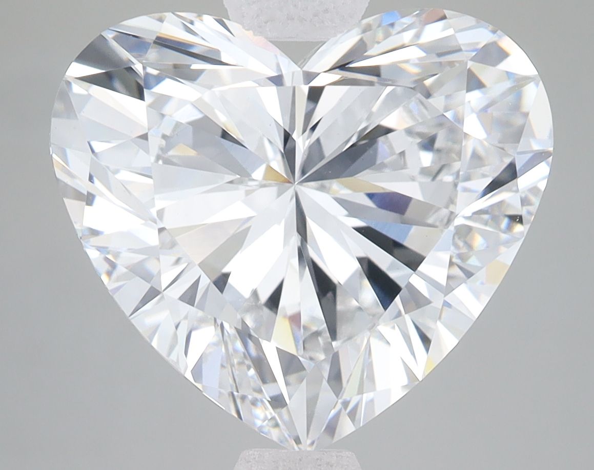 6.92 ct. heart Lab Grown Diamond front image