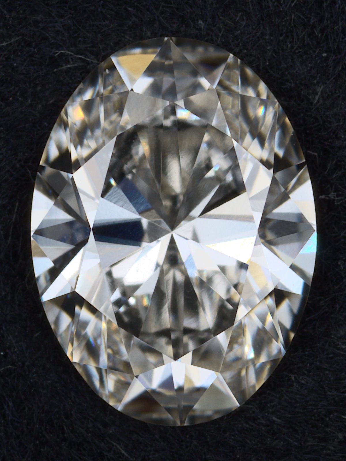 0.70 ct. oval Lab Grown Diamond front image