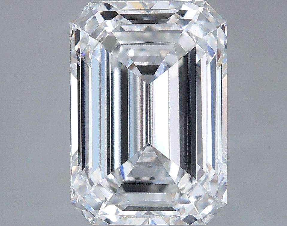 4.57 ct. emerald Lab Grown Diamond front image