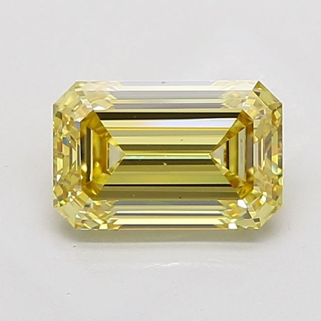 3.03 ct Emerald diamond