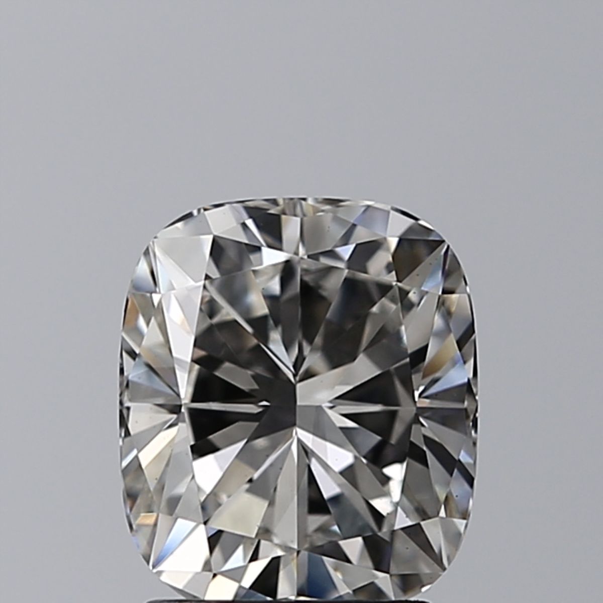 1.81 ct Cushion Brilliant diamond