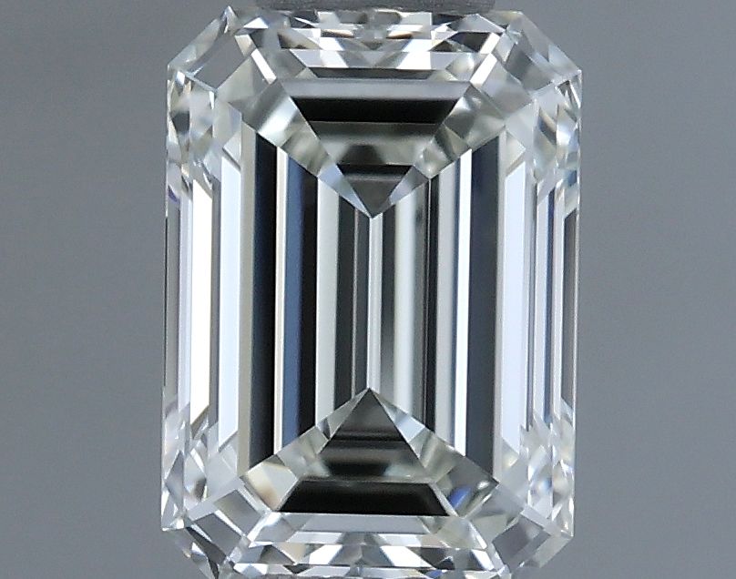 0.62 ct Emerald diamond