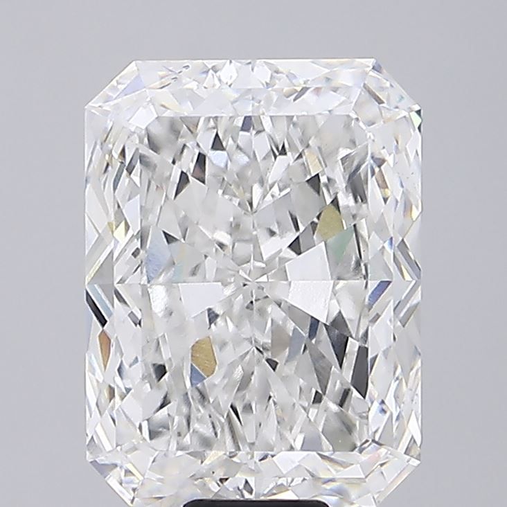 18.24 ct. radiant Lab Grown Diamond front image