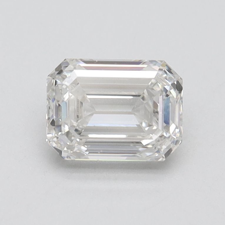0.95 ct Emerald diamond