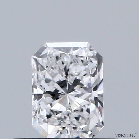 0.33 ct lab-grown Radiant Diamond