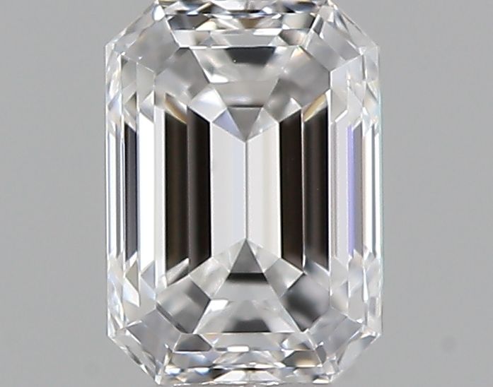 0.30 ct Emerald diamond