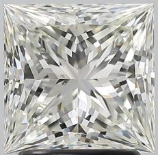 2.01 ct Princess diamond