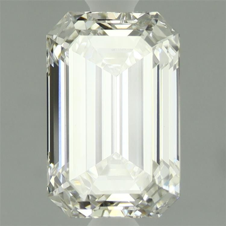 2.21 ct Emerald diamond
