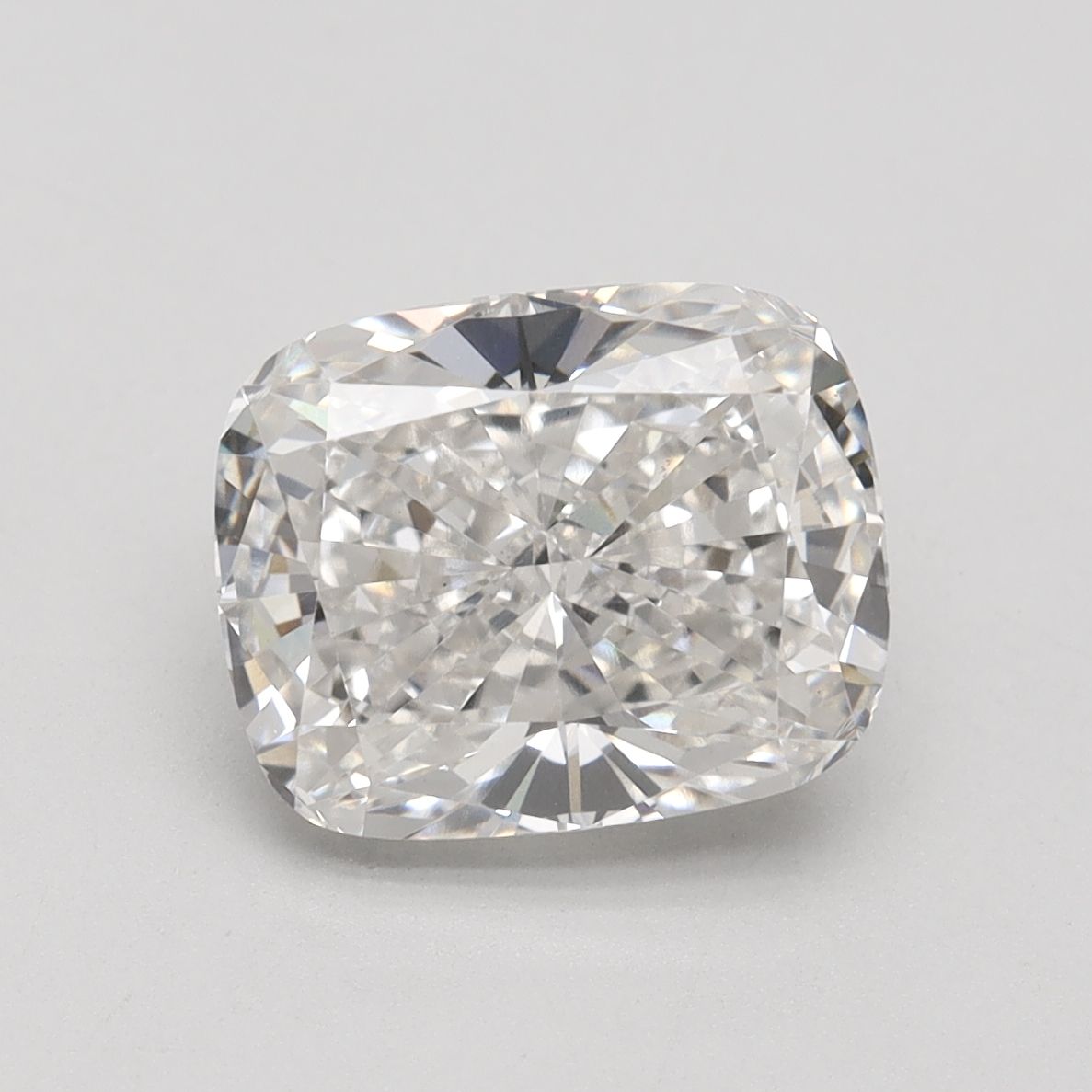3.35 ct Cushion Brilliant diamond