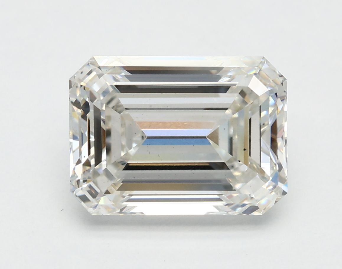 3.02 ct Emerald diamond