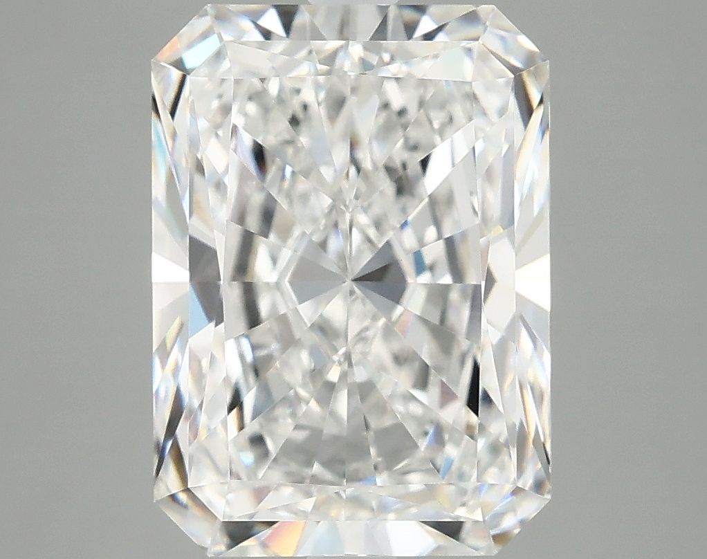 5.04 ct. radiant Lab Grown Diamond front image