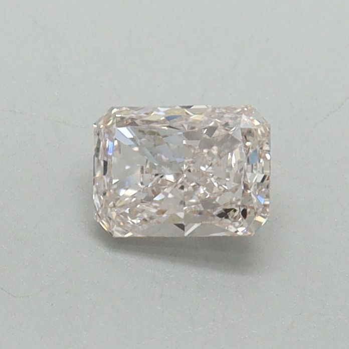 0.37 ct Radiant diamond