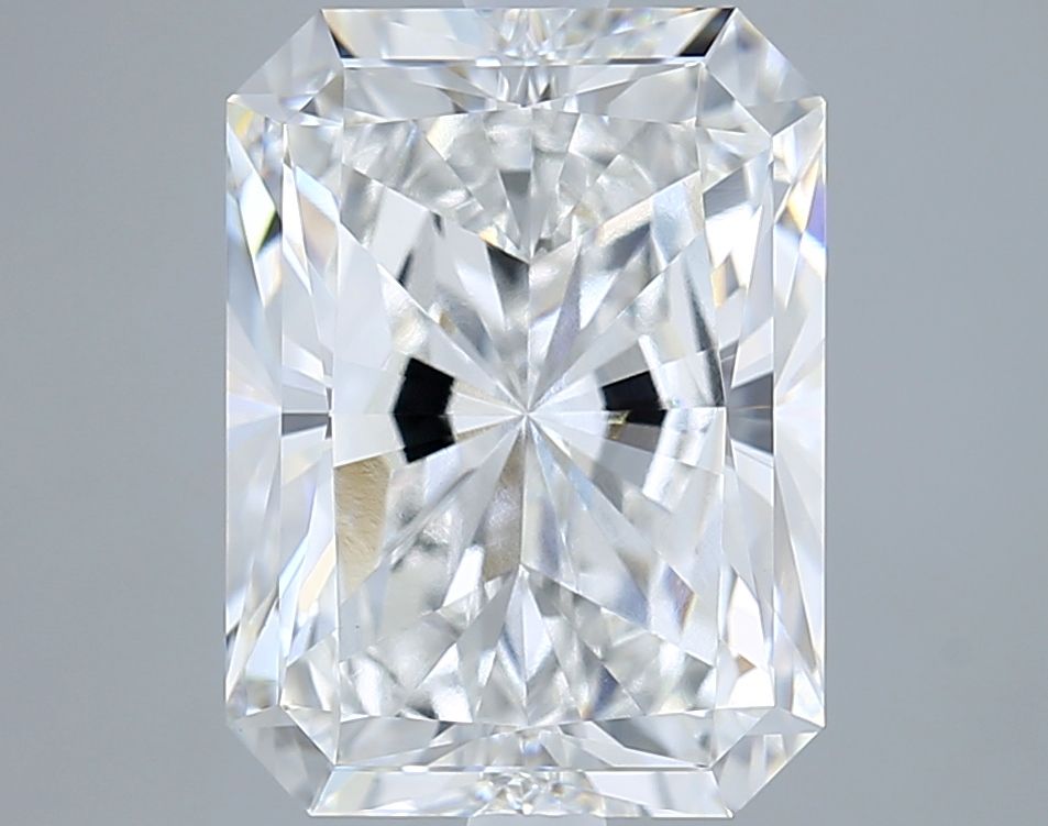 6.76 ct. radiant Lab Grown Diamond front image