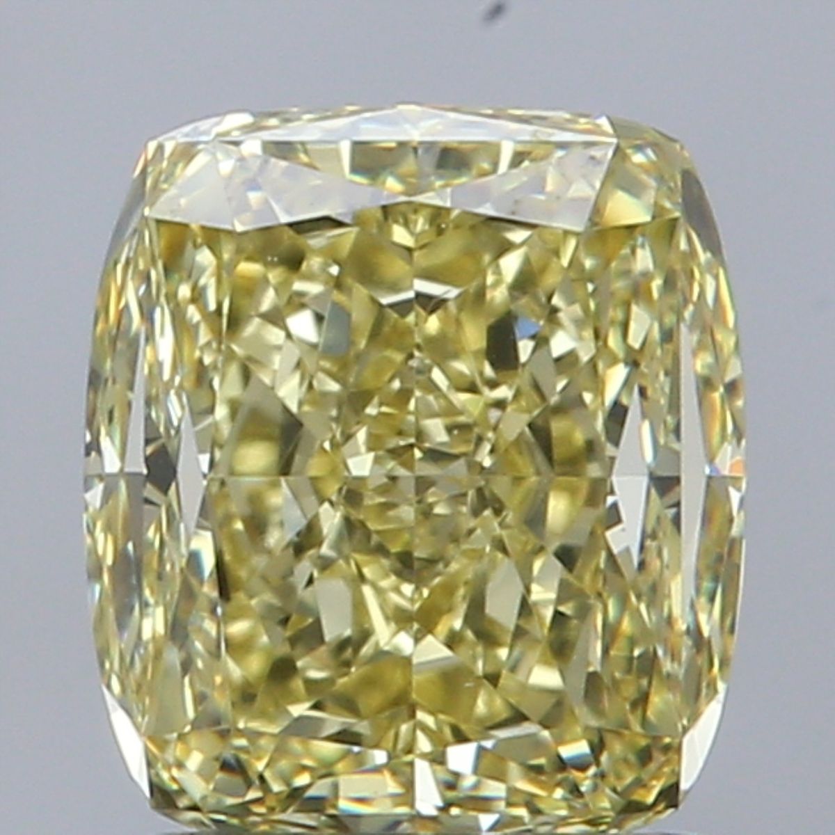 1.50 ct Cushion Brilliant diamond
