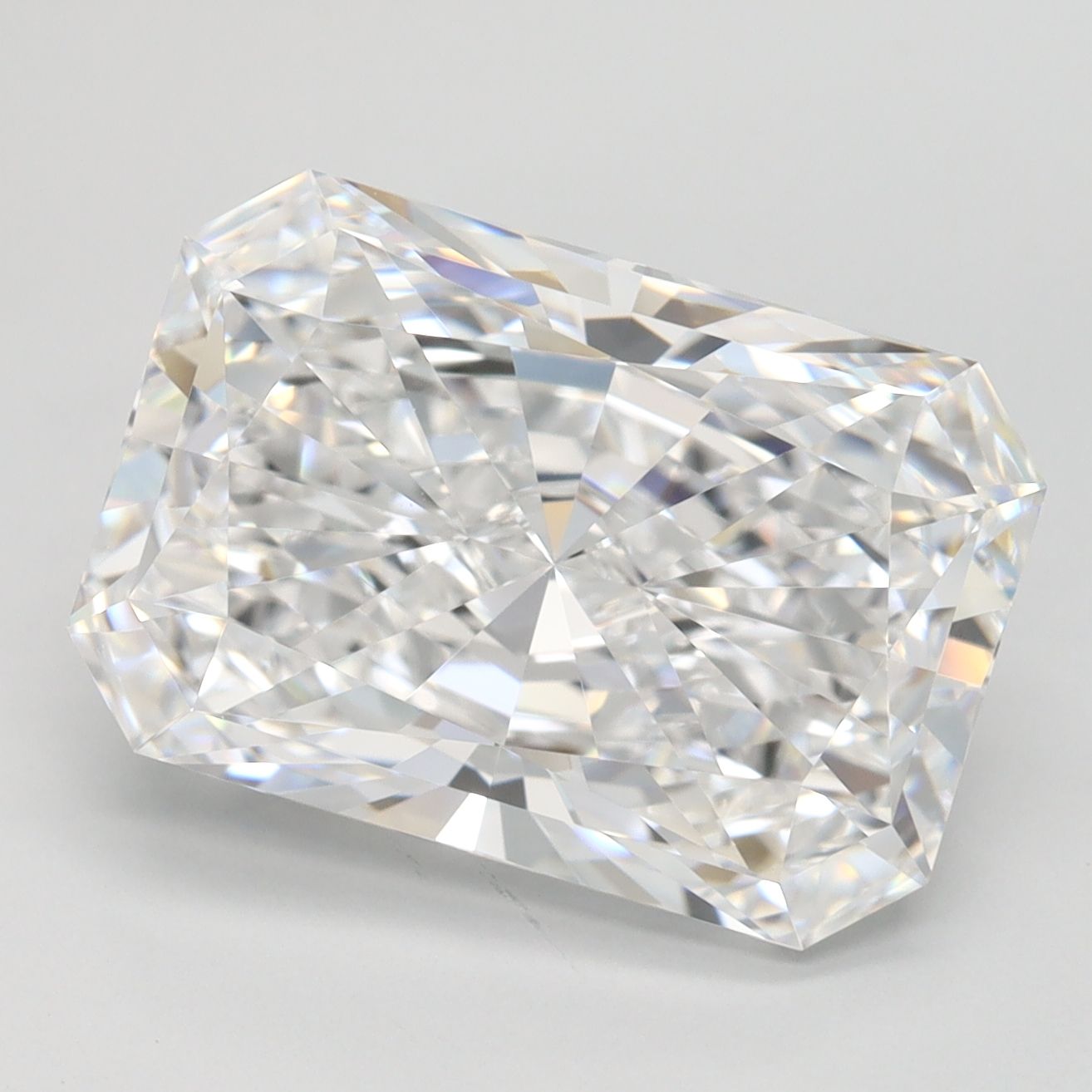 5.36 ct. radiant Lab Grown Diamond front image