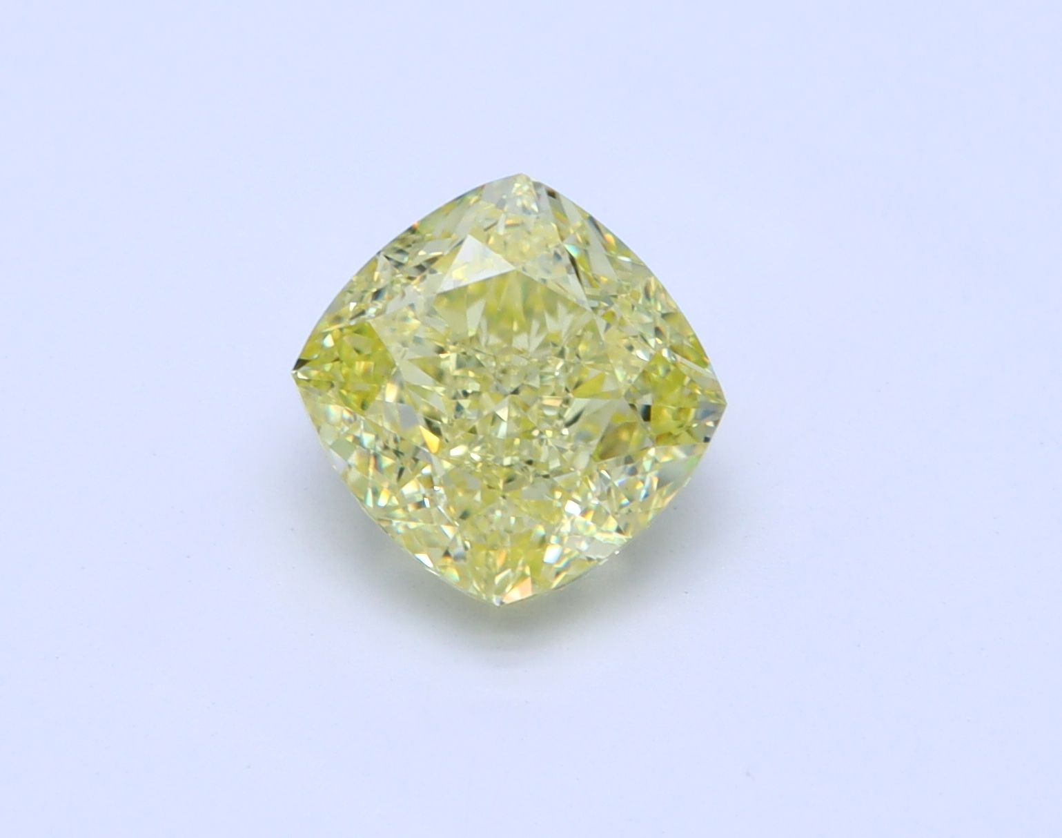 Diament 2.02 ct Fancy Yellow/VS1