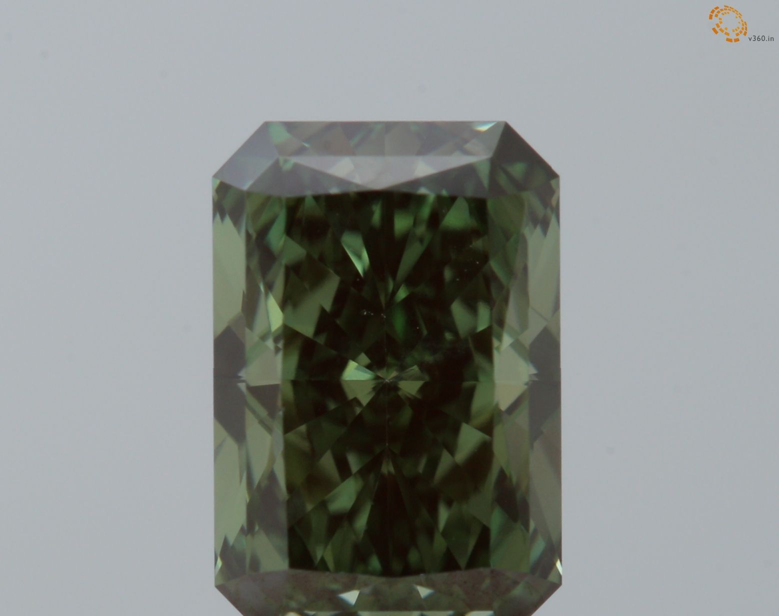 1.1 CT Fancy Deep Green RADIANT