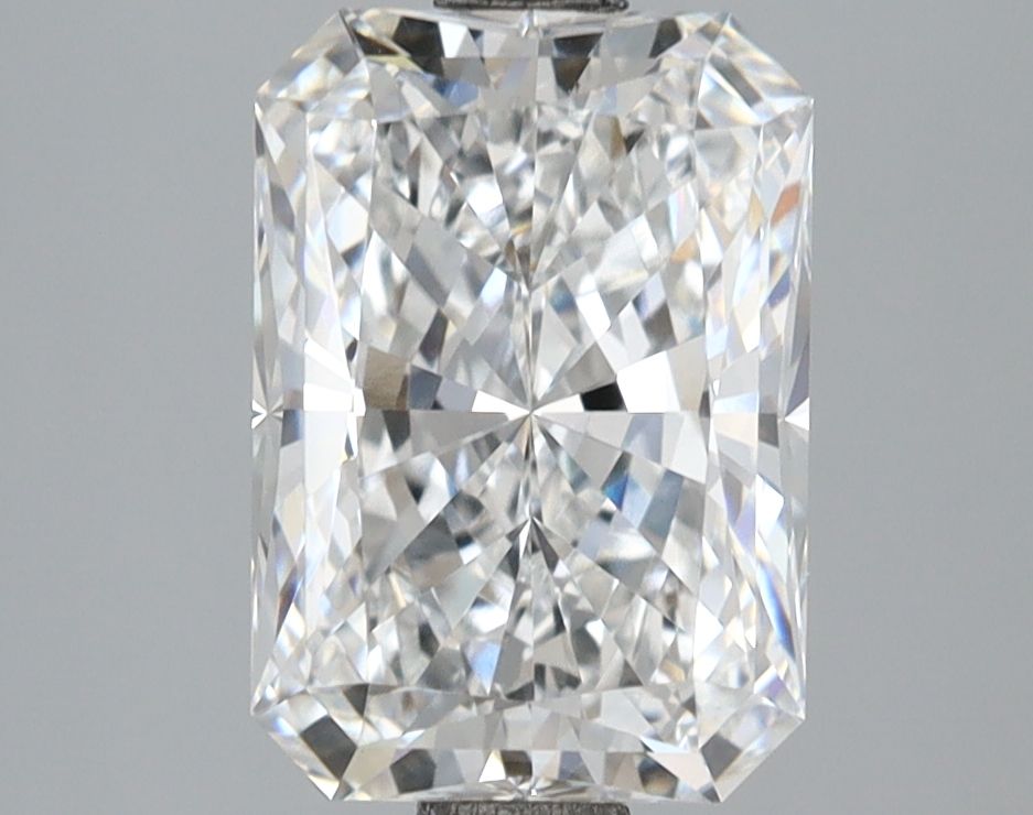 2.59 ct. radiant Lab Grown Diamond front image