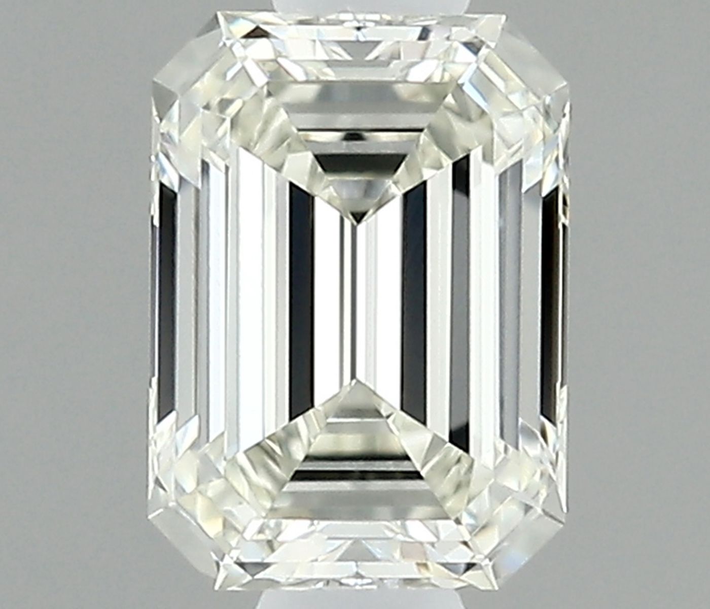 0.36 ct Emerald Diamond