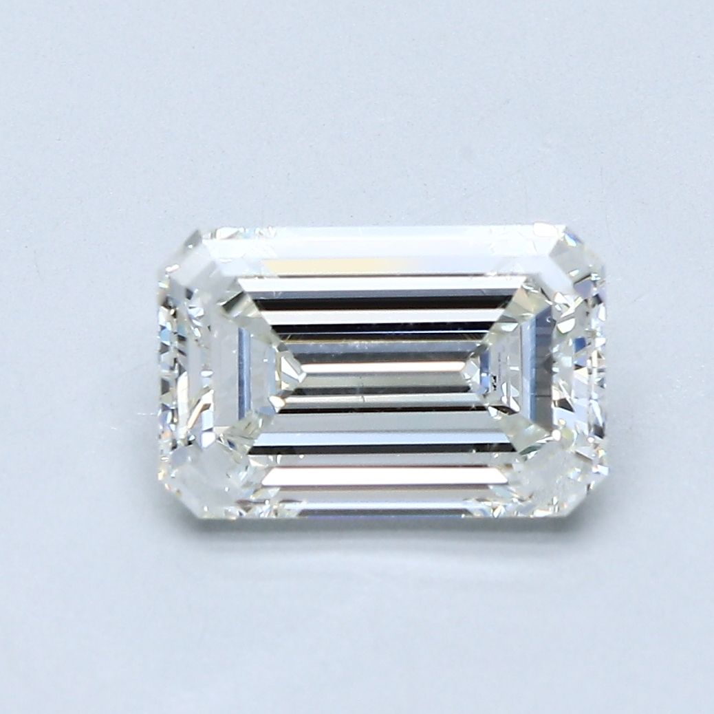 2.01 ct Emerald diamond