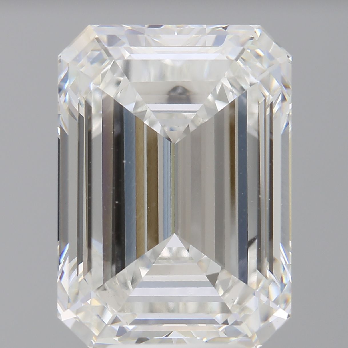 7.58 ct. emerald Lab Grown Diamond front image