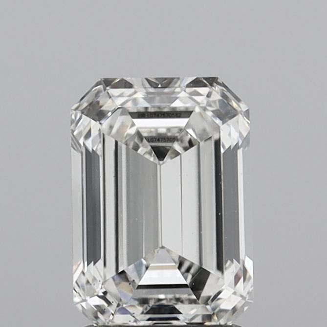 1.89 ct Emerald diamond
