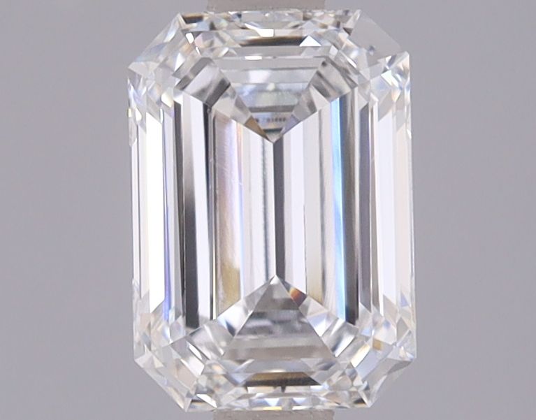 1.53 ct. emerald Lab Grown Diamond front image