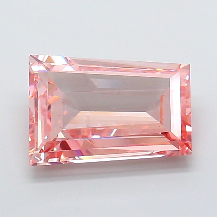 6.52 ct lab-grown Tapered baguette Diamond