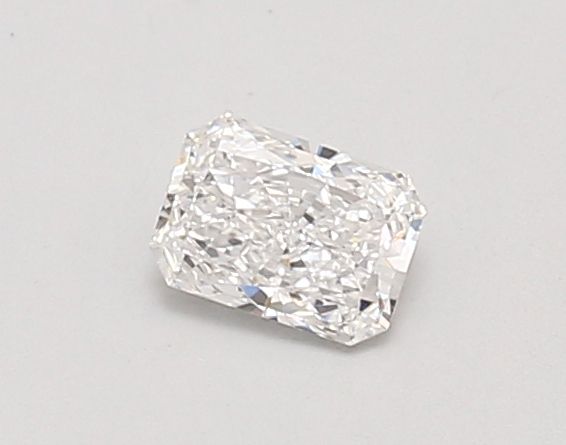 0.39 ct lab-grown Radiant Diamond