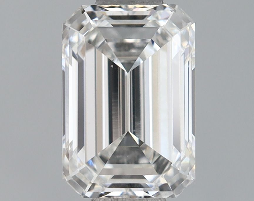 0.87 ct. emerald Lab Grown Diamond front image