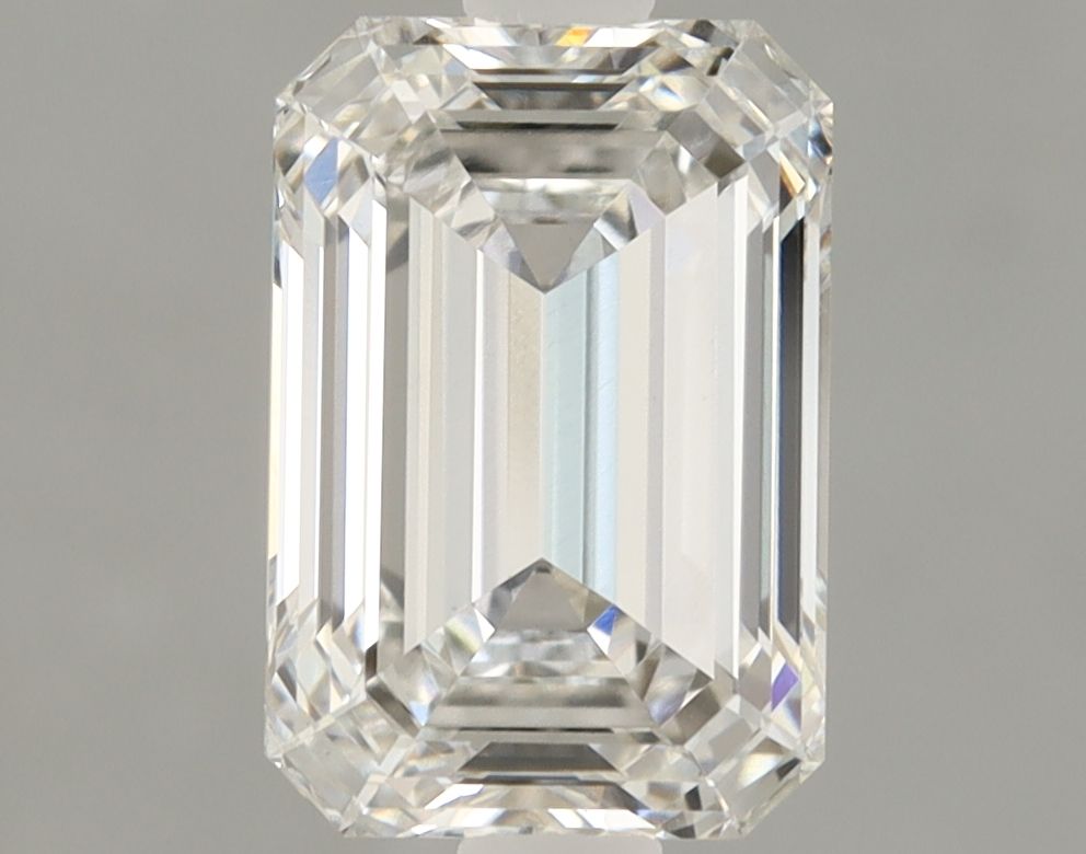1.79 ct. emerald Lab Grown Diamond front image