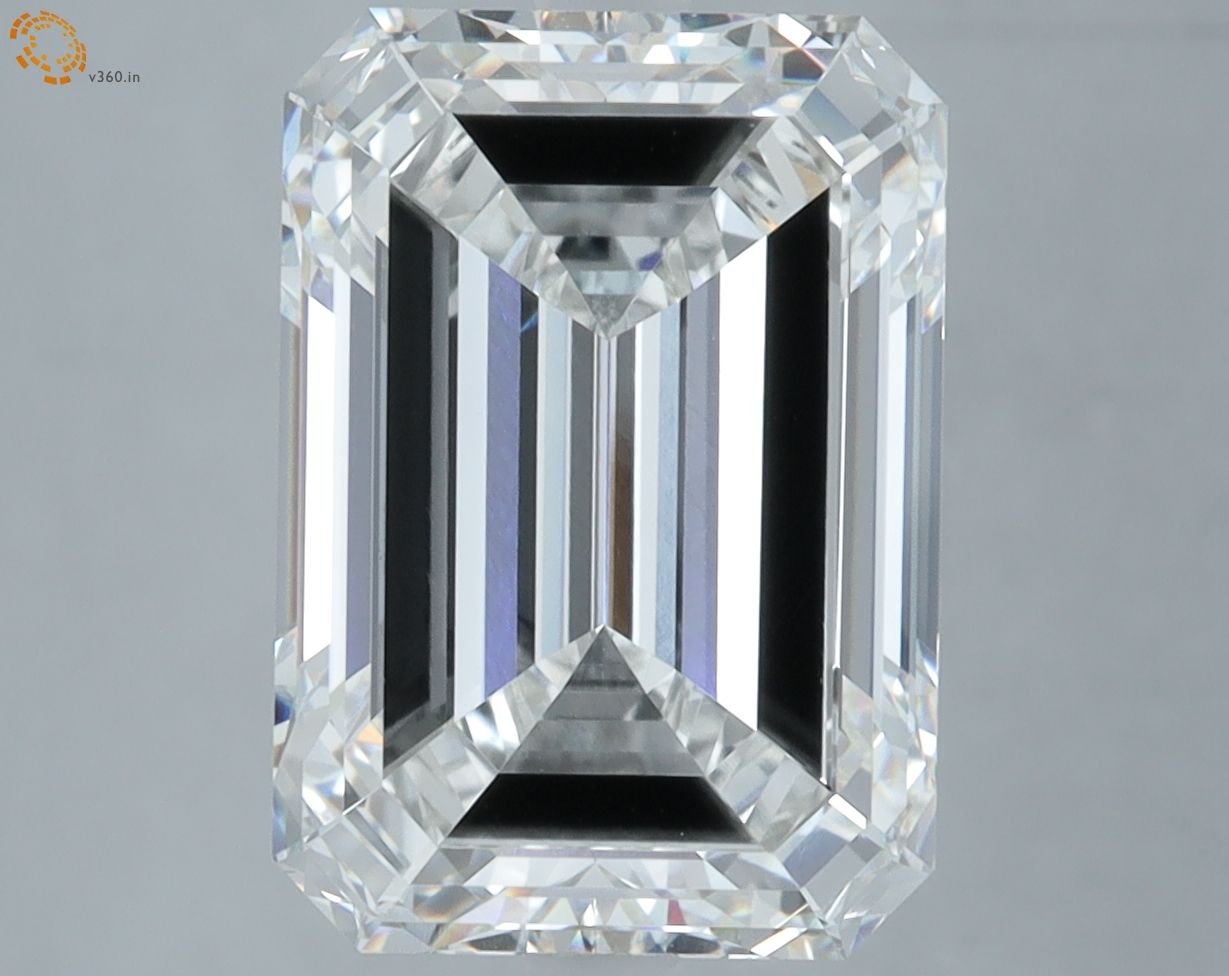 7.04 ct. emerald Lab Grown Diamond front image