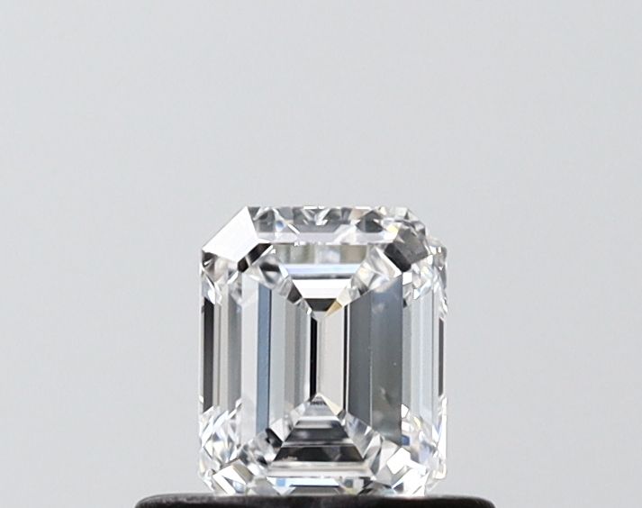 0.52 ct. emerald Lab Grown Diamond front image