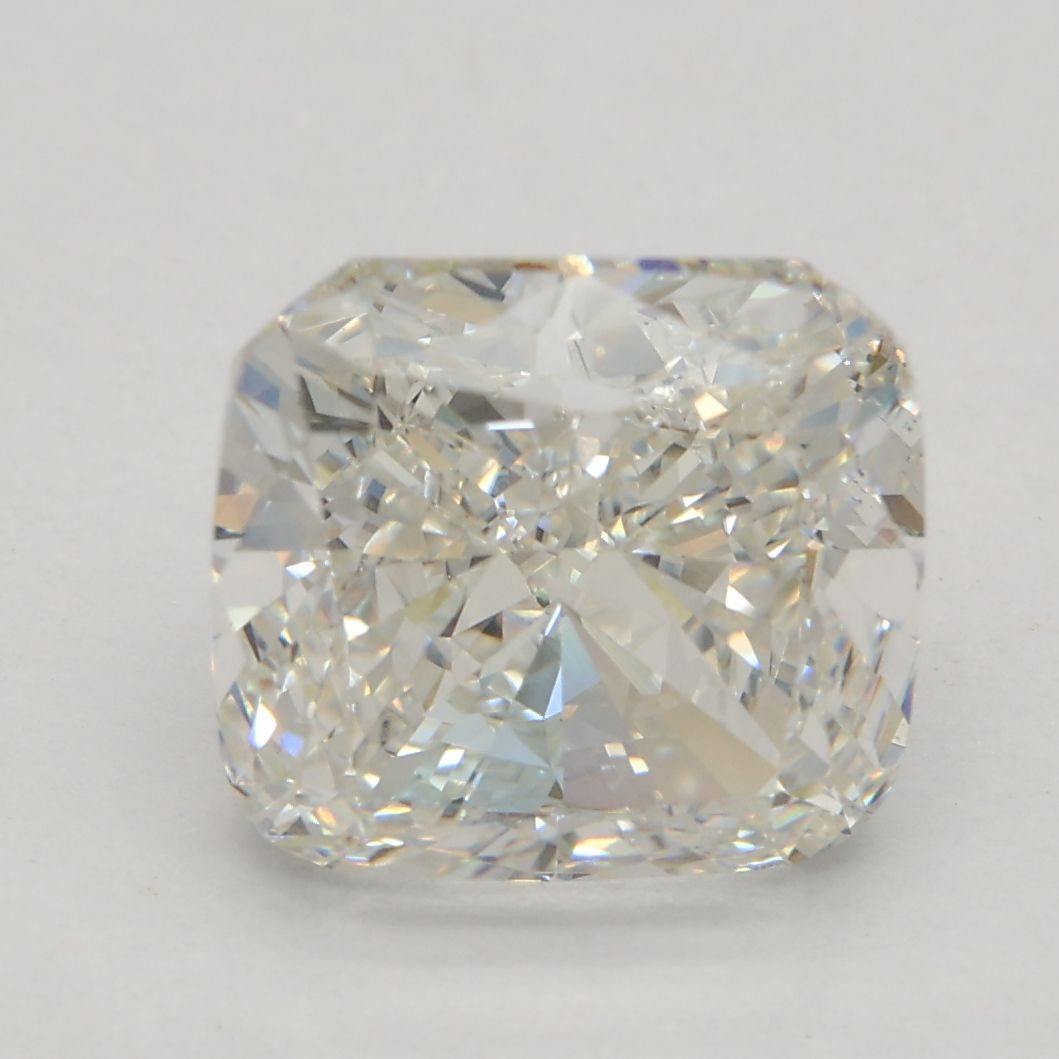 3.37 ct Cushion Brilliant diamond